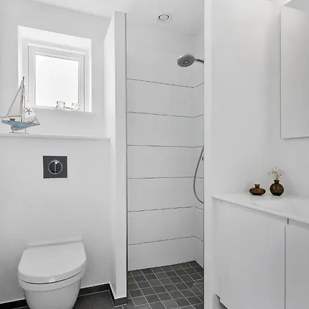 Semesterbostad Gorgeous In With Sauna Jerup