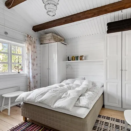 Holiday home Gorgeous In With Sauna Tisvildeleje