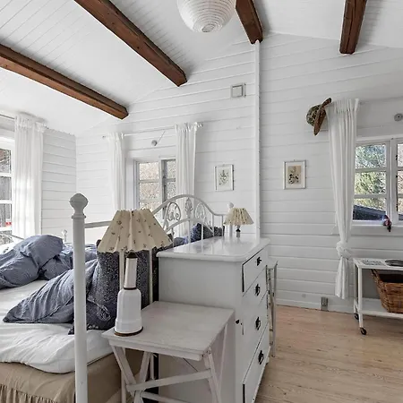 Holiday home Gorgeous In With Sauna Tisvildeleje